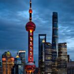 viajes-personalizados-a-china-shangai edificios en la noche